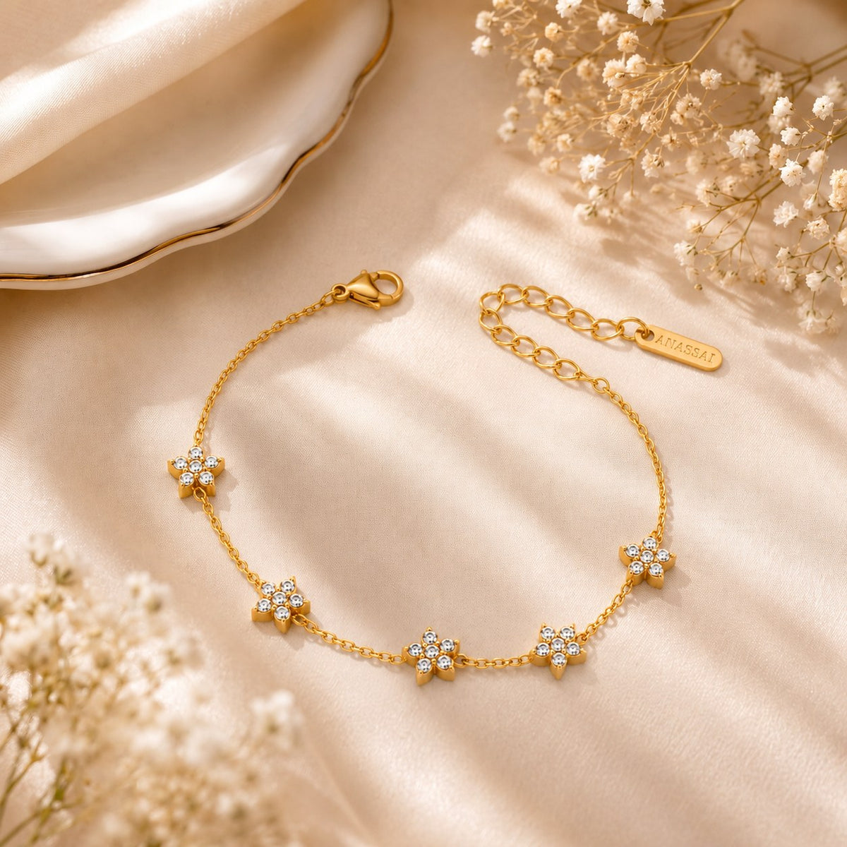 Flora Spark Gold Bracelet - White Main image
