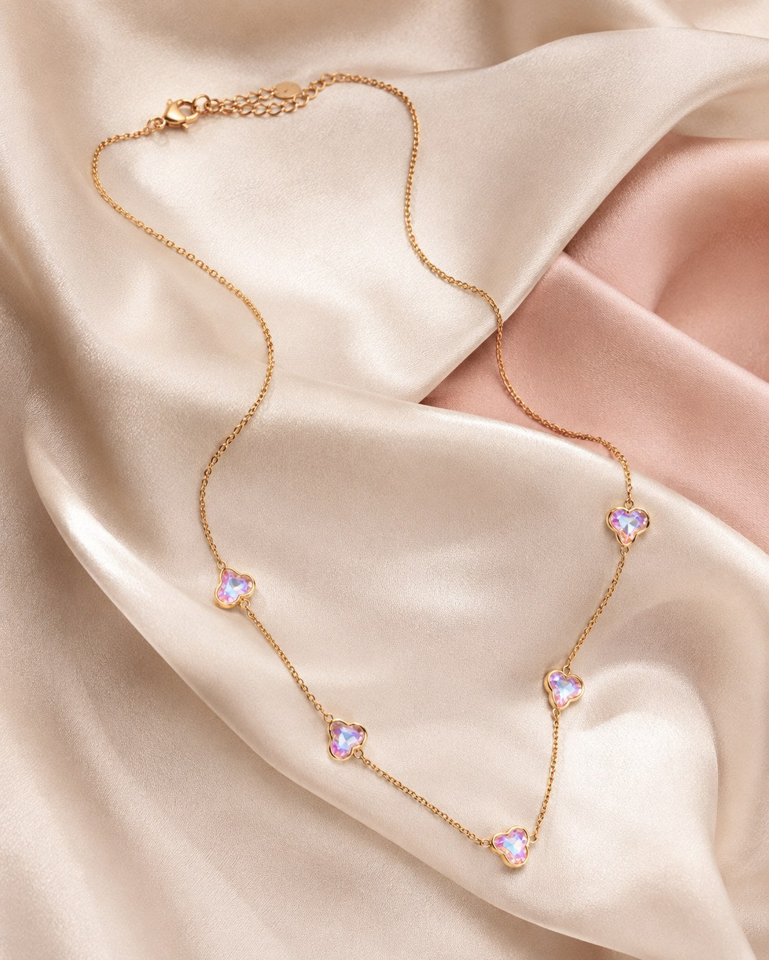 Secptra Gold Necklace Main image