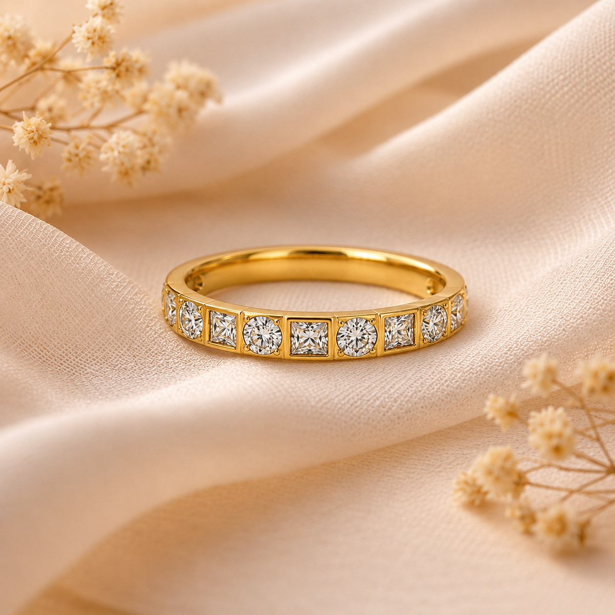 Alterna Gold Ring Main image