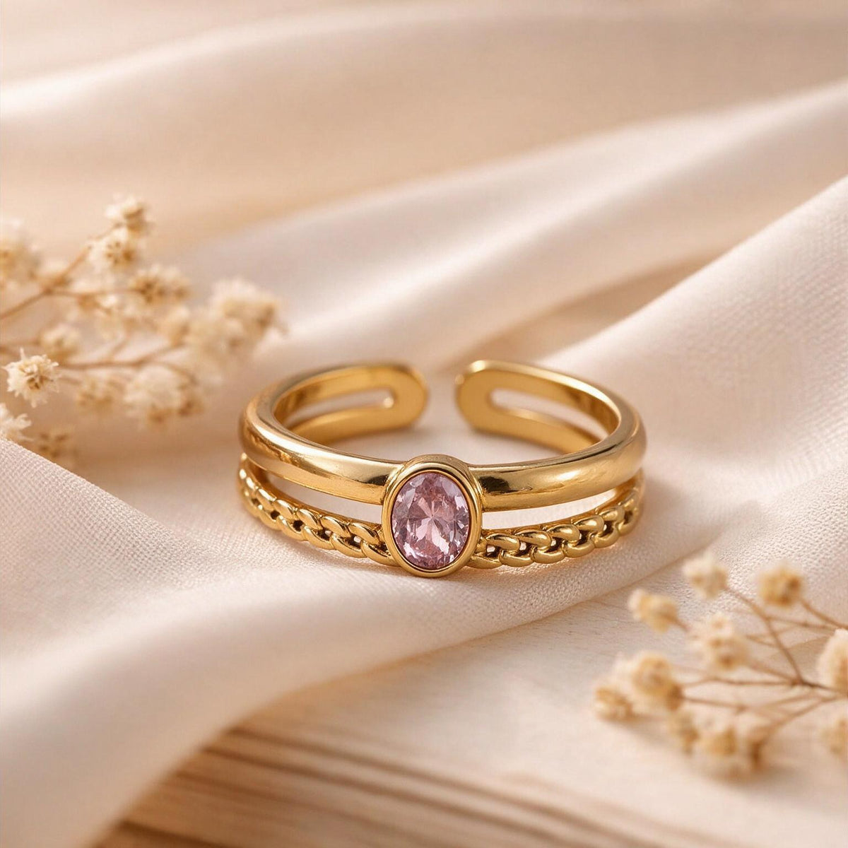 Chainlight Gold Ring Main image