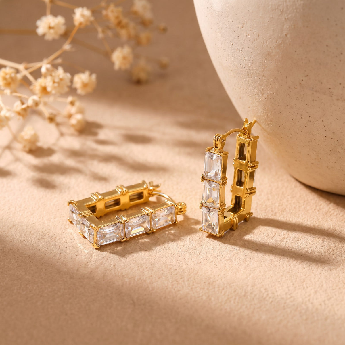 Baguette Gold Hoop Earrings Main image