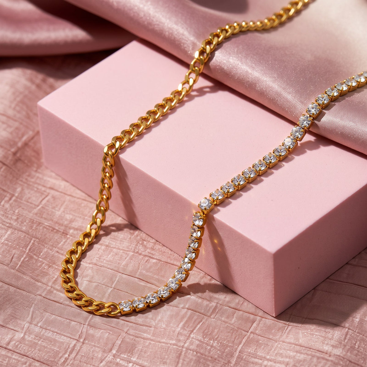Duality Gold Necklace Main image