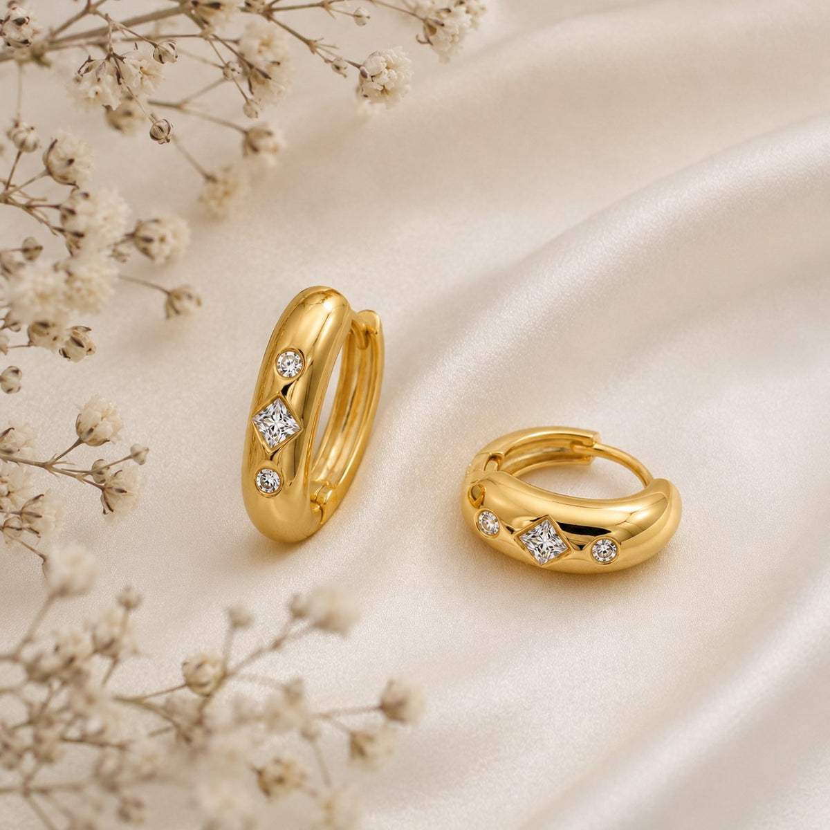 Velora Gold Earrings