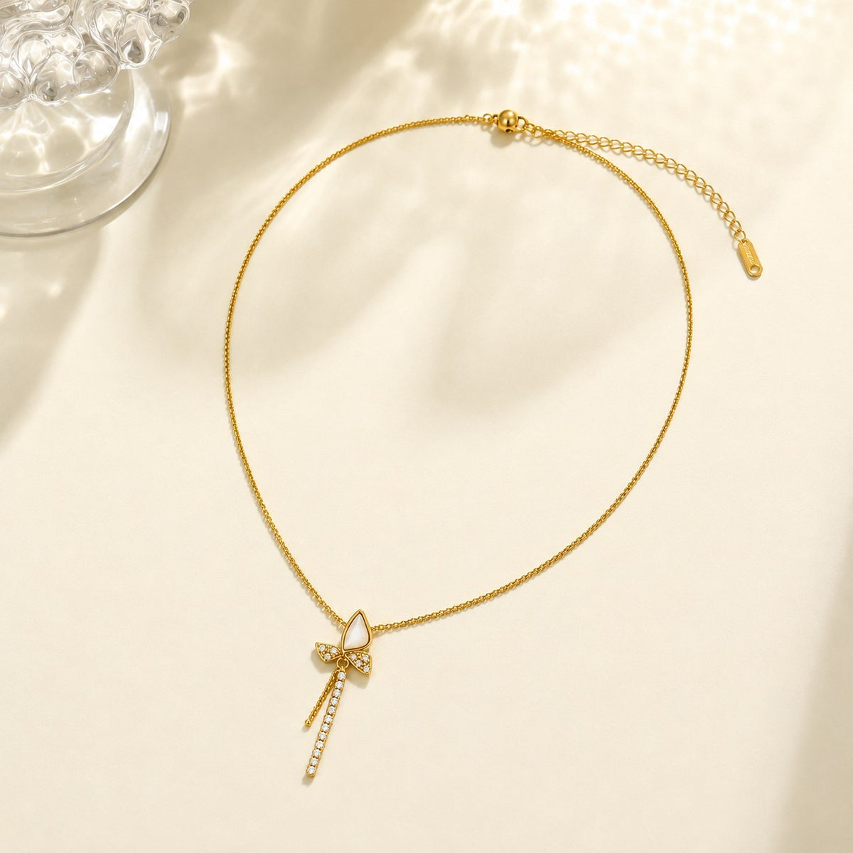 Ivoria Bow Gold Necklace