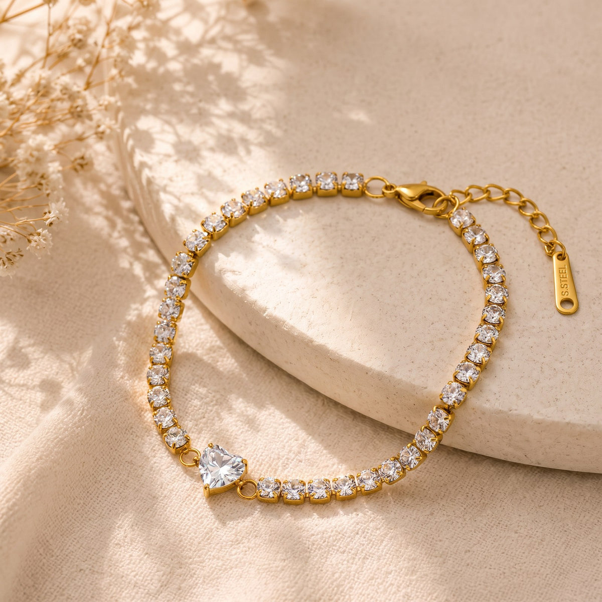 Amore Heart Gold Tennis Bracelet