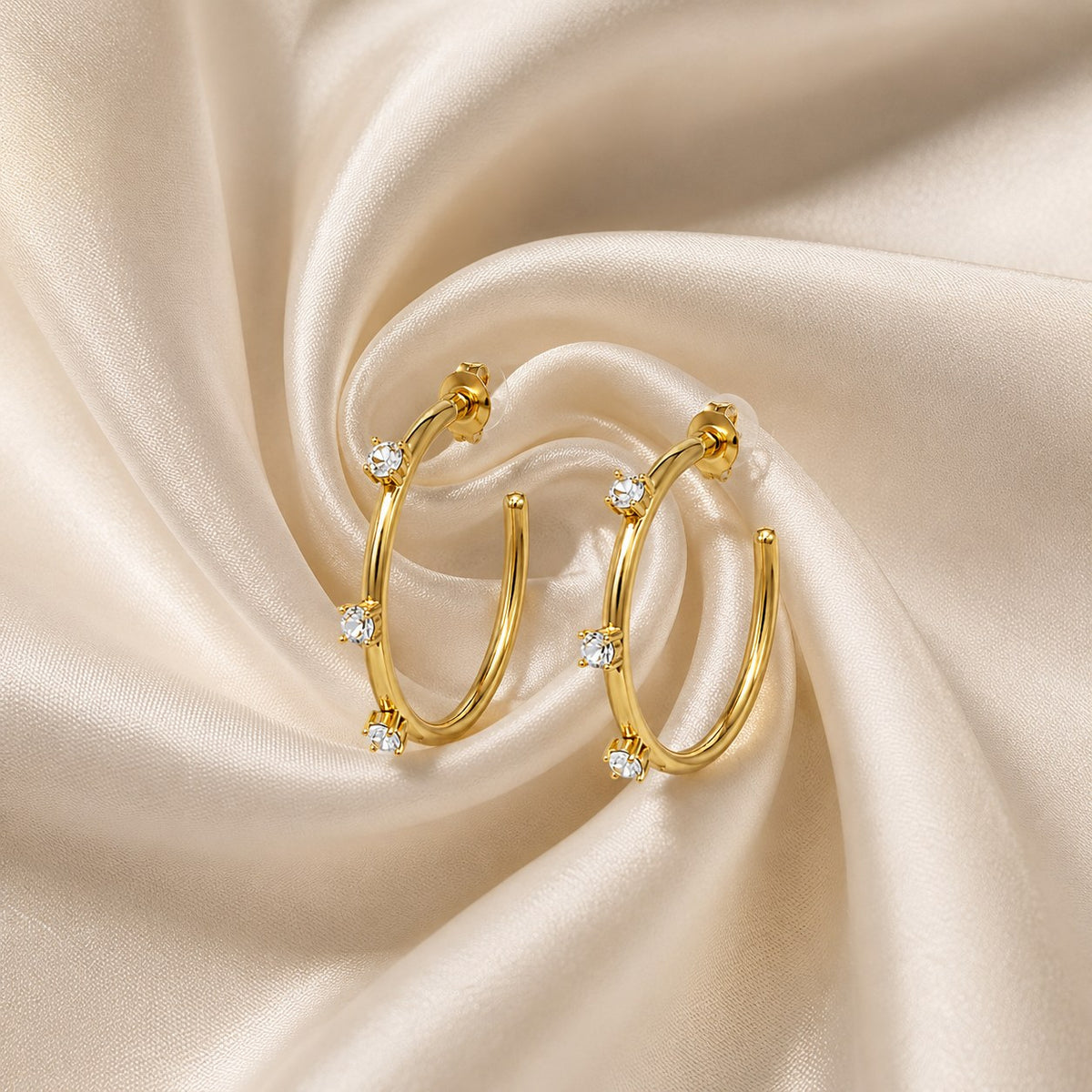 Spark Gold Hoop Earrings Main image