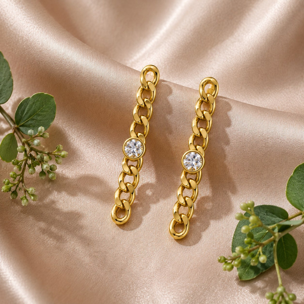 Celine Chain Gold Earrings Main image