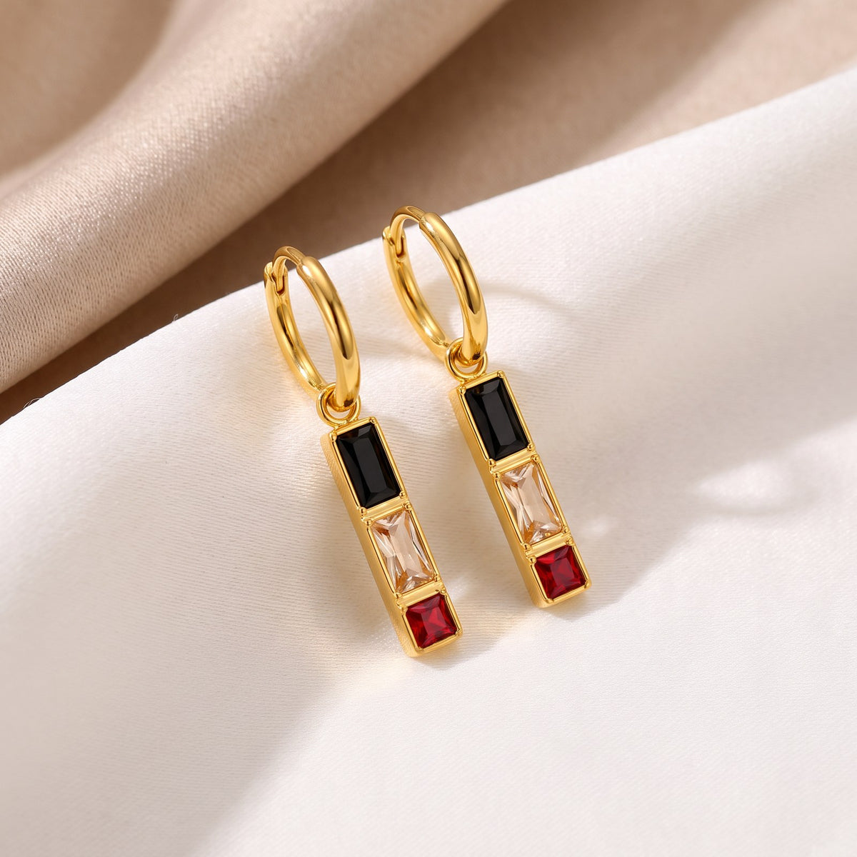 Gemline Gold Hoop Earrings