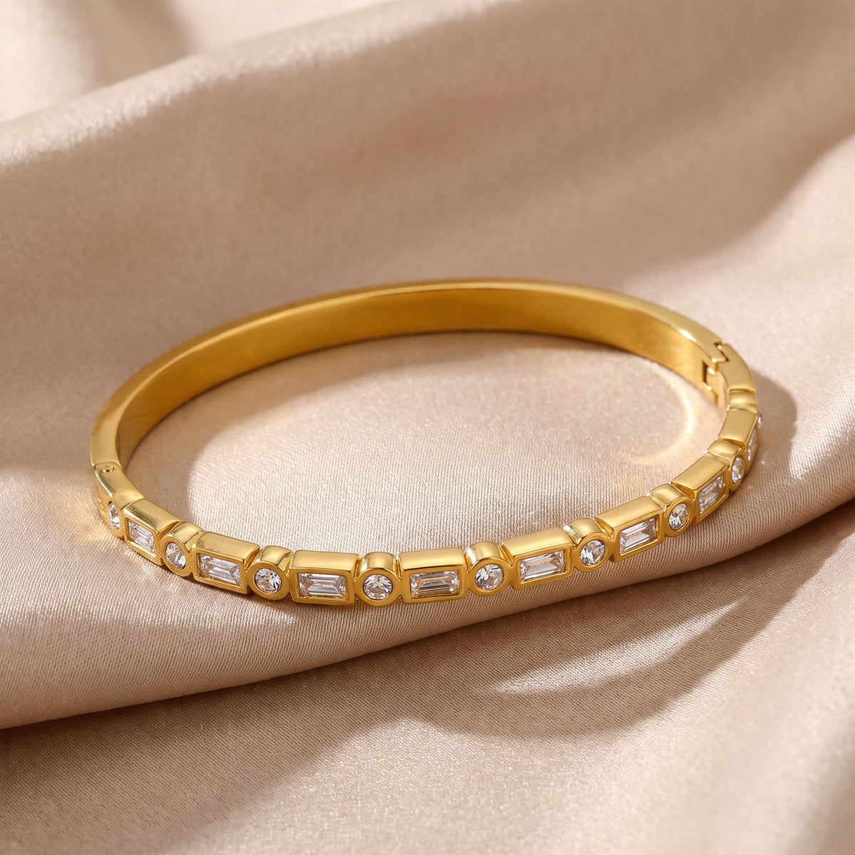 Stella Gold Plated Bangle