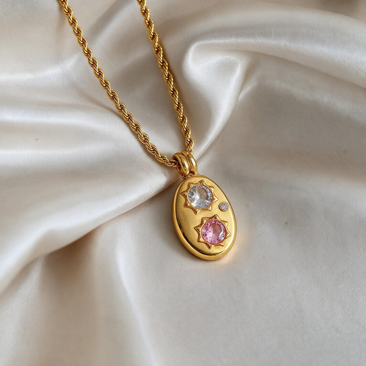 Starlight Gold Necklace Main image