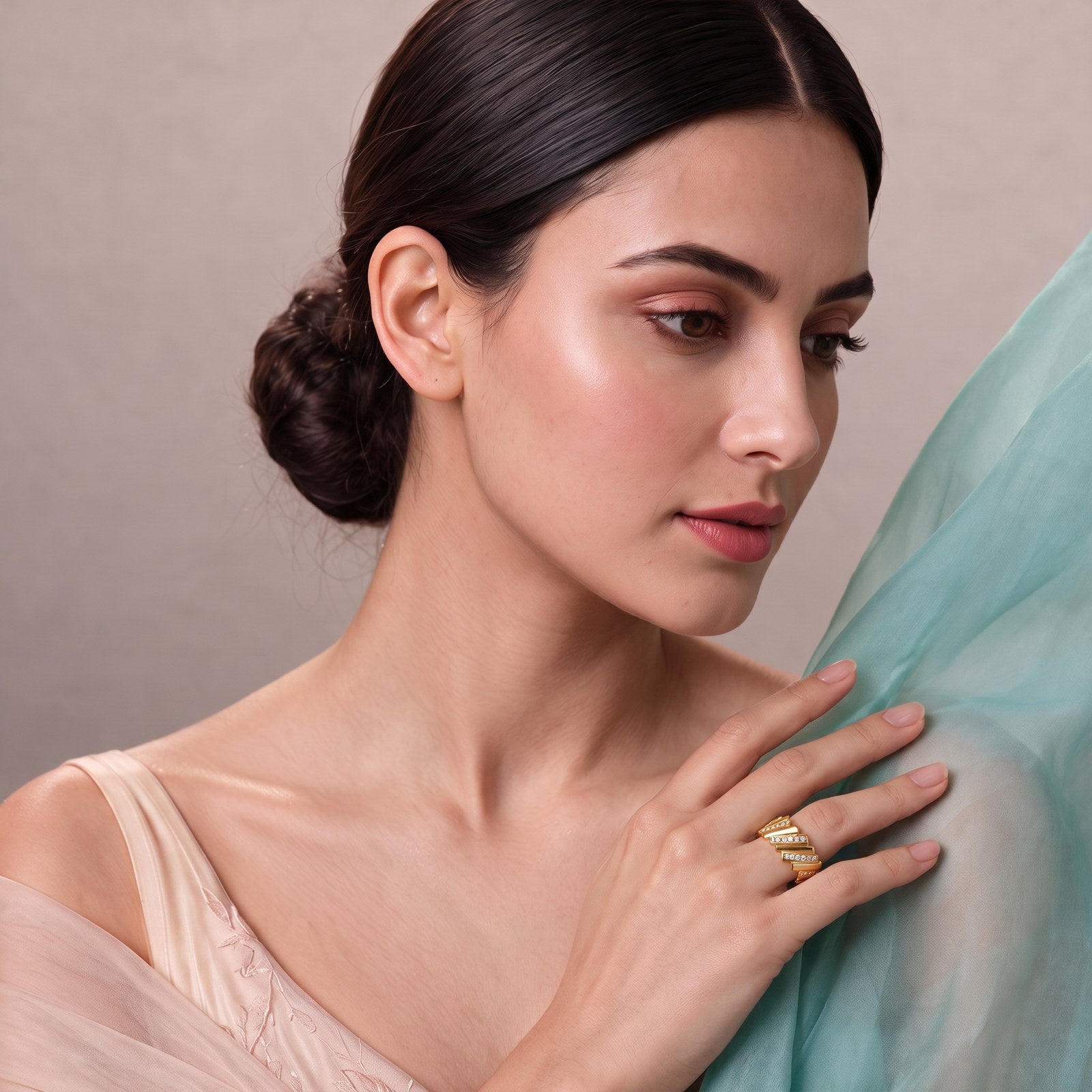 Art Deco Gold Ring Secondary image
