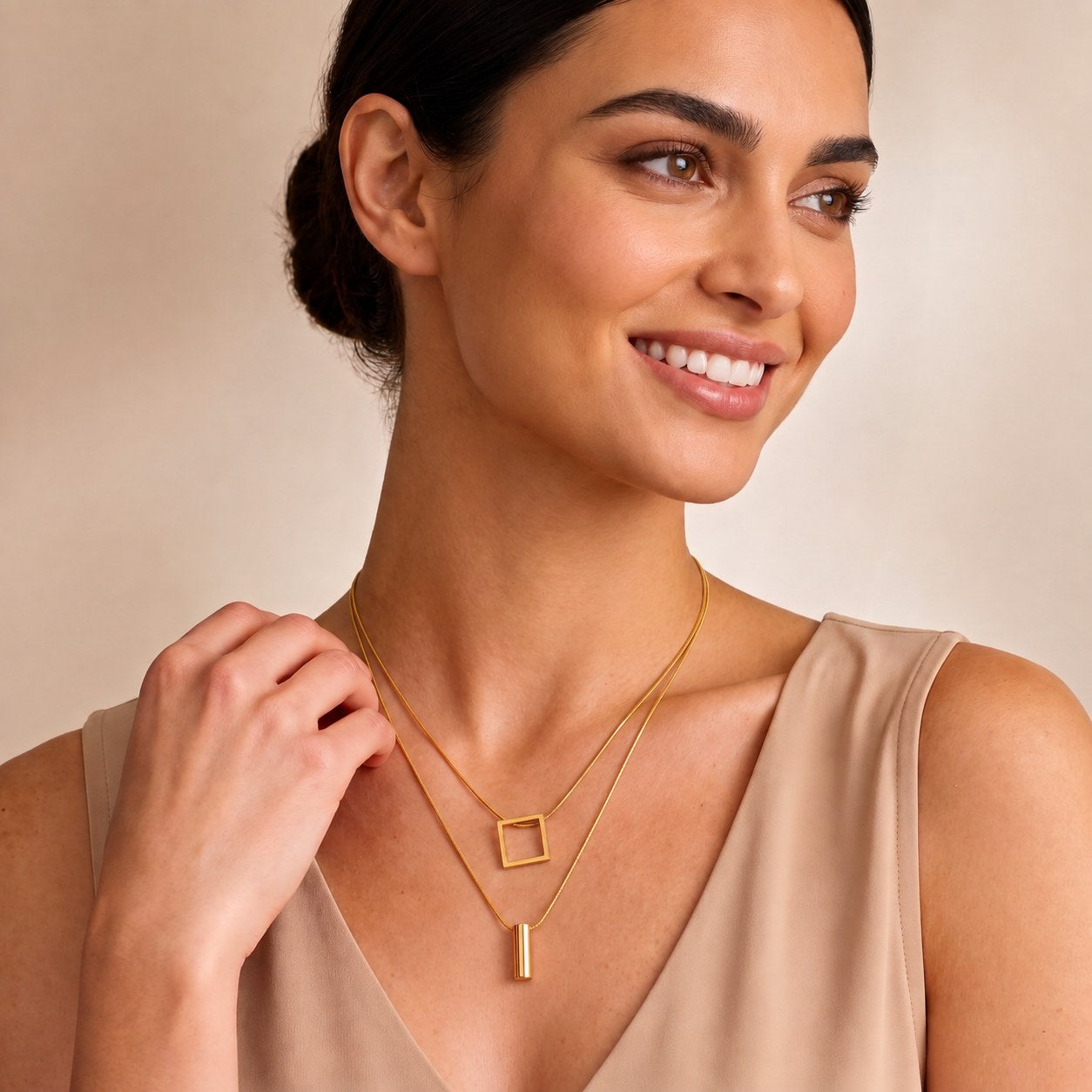 Axis Gold Necklace Secondary image