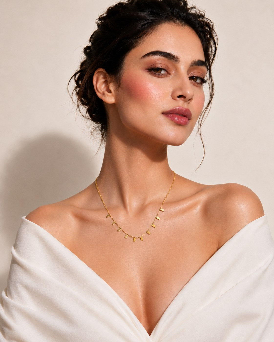 Lenia Gold Necklace
