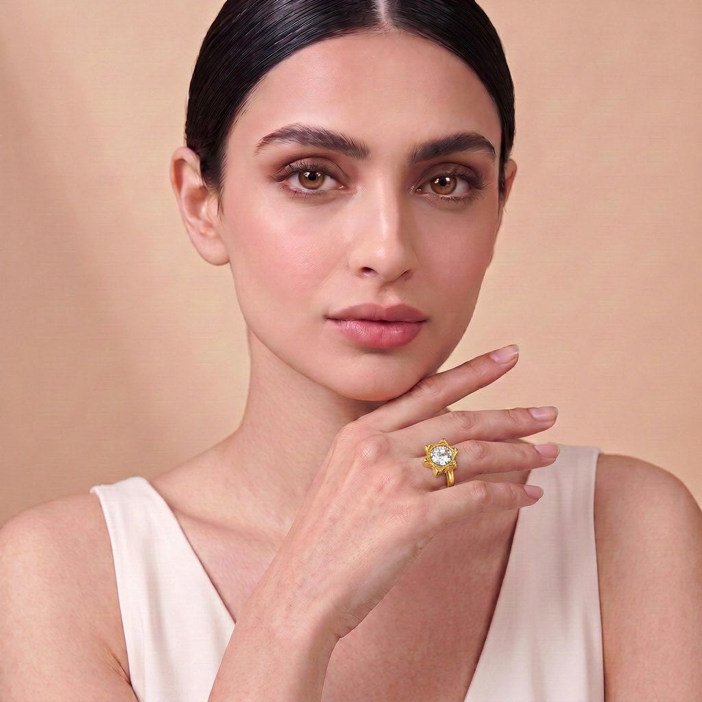 Lumi Star Gold Ring