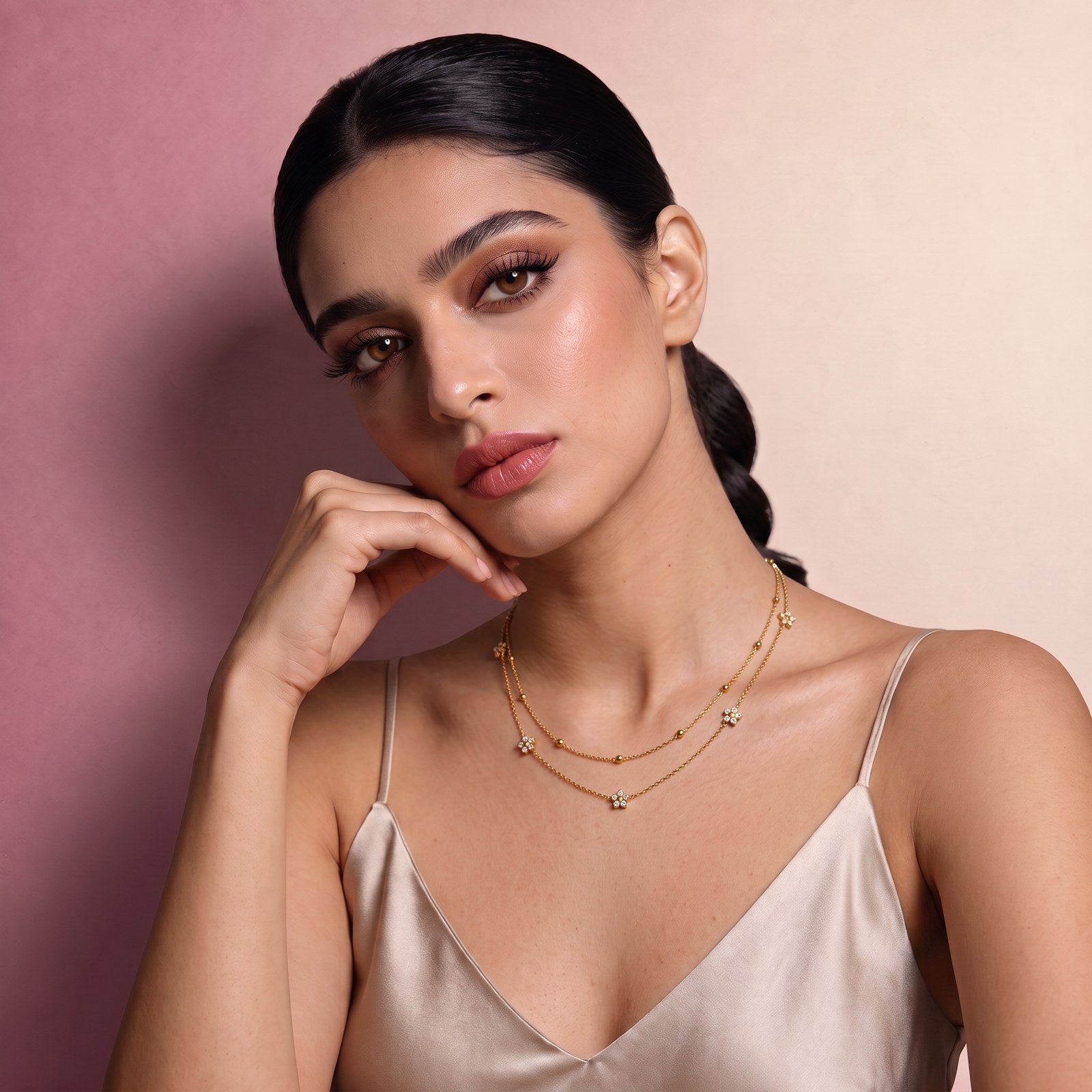 Morning Bloom Gold Necklace Secondary image