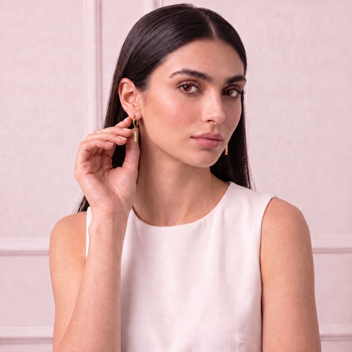 Nova Bar Gold Earrings