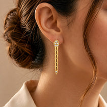 Shinning Nail Gold Earring