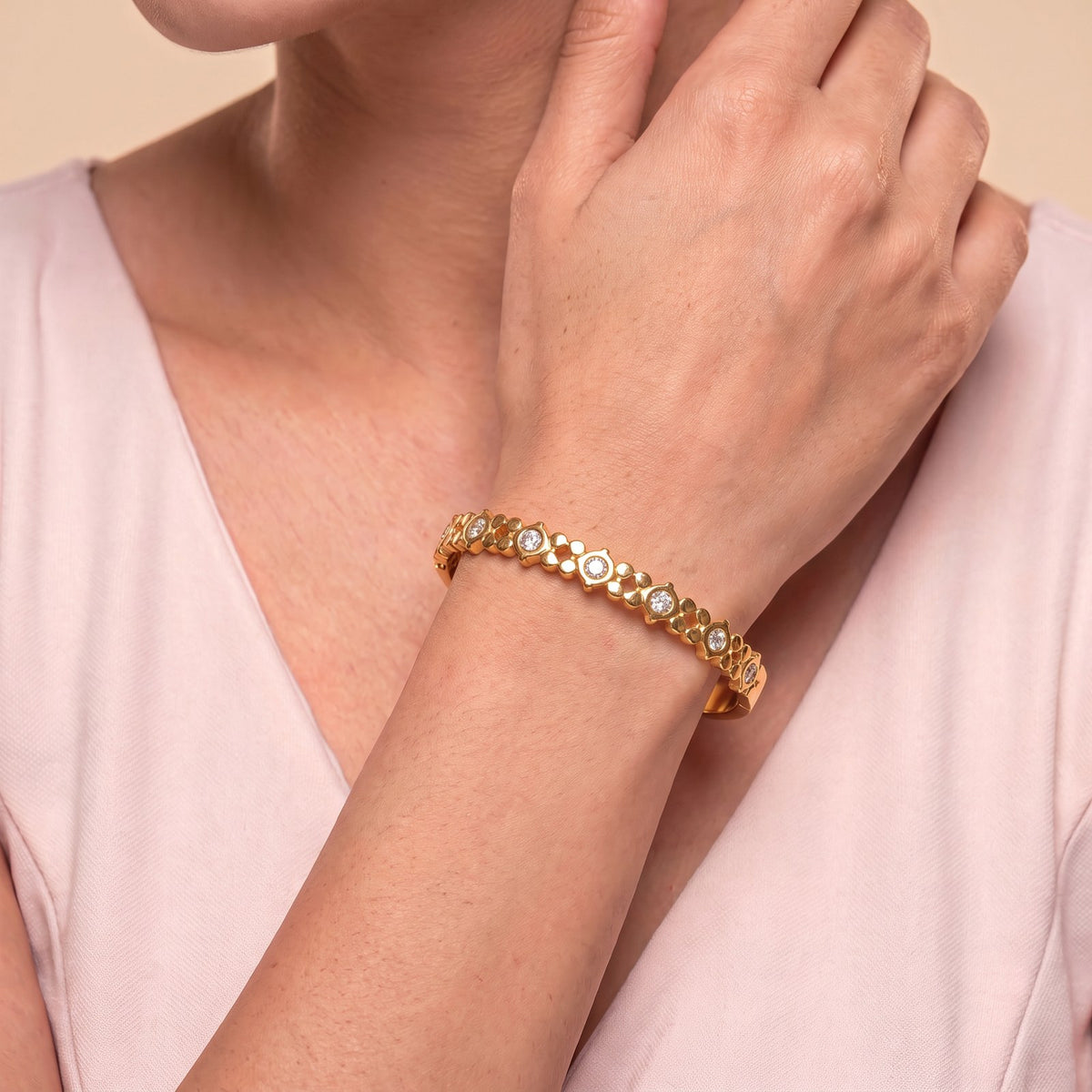 Daisy Gold Plated Bangle