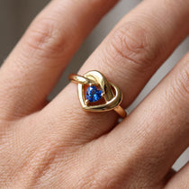 Single Heart Gold Ring