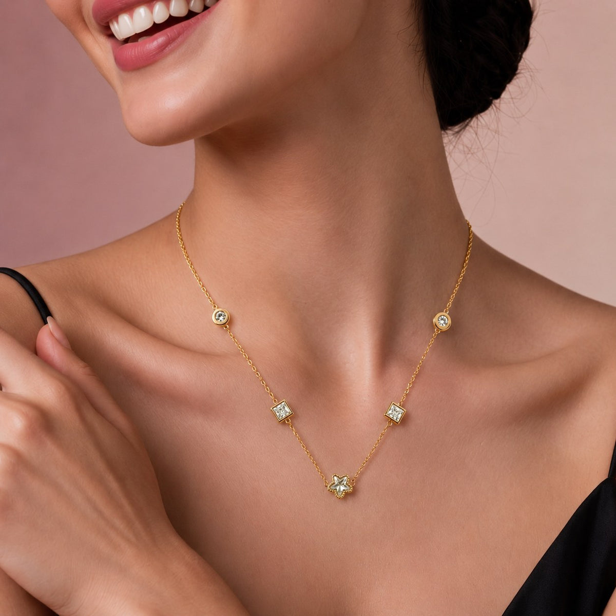 Halo Bloom Gold Necklace