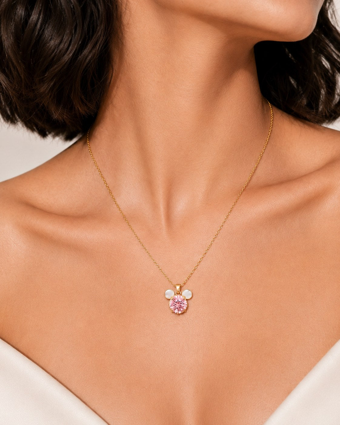 PinkMuse Gold Necklace