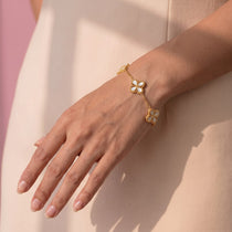 Fleur Eclat Gold Bracelet - White