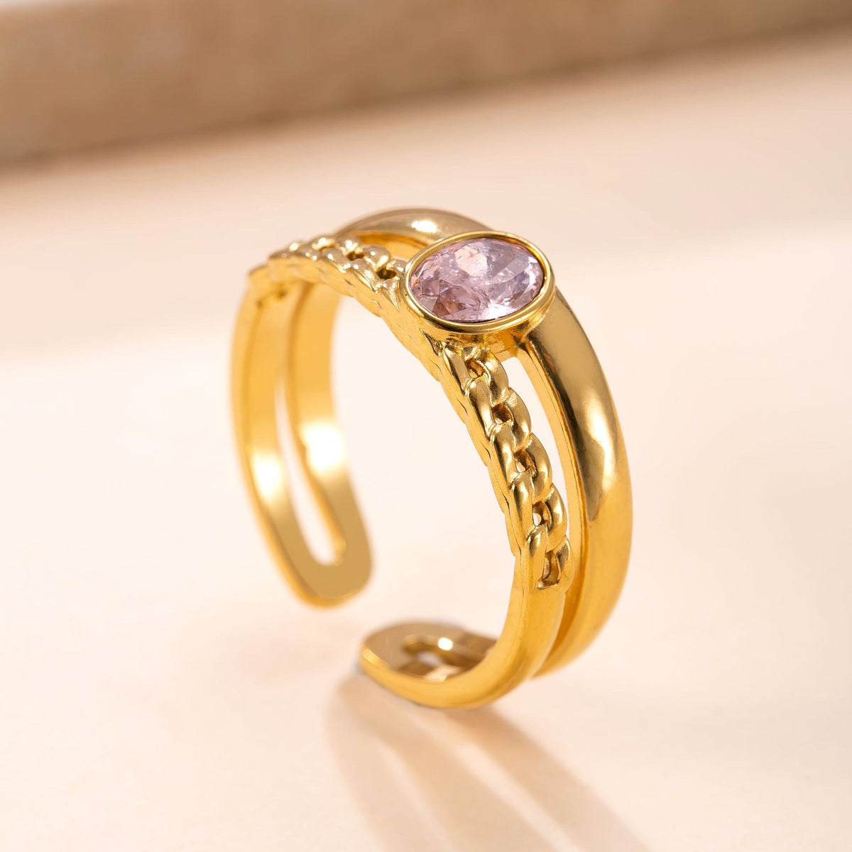 Chainlight Gold Ring