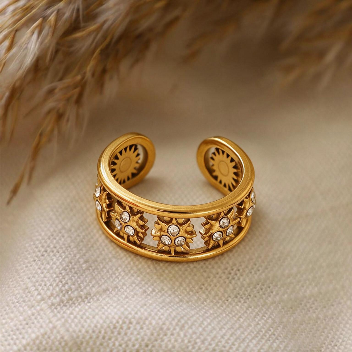 Stellar Bloom Gold Ring