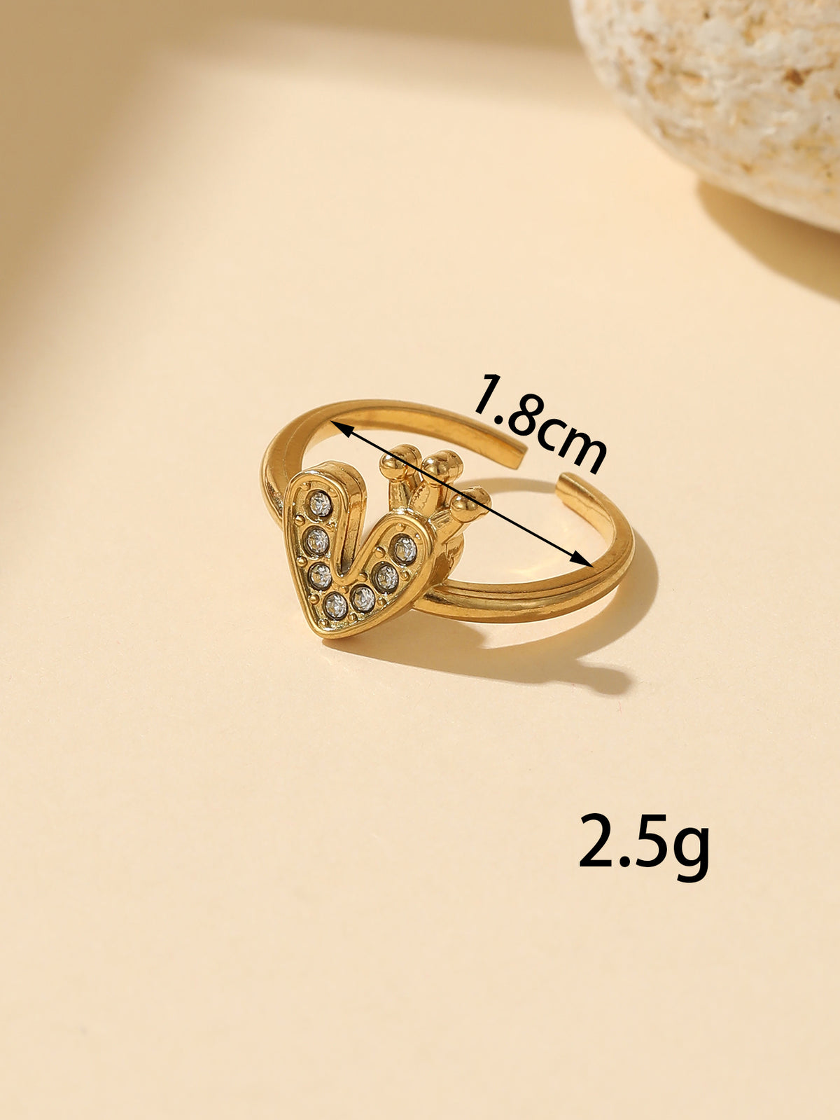 Queen of Hearts Gold Ring